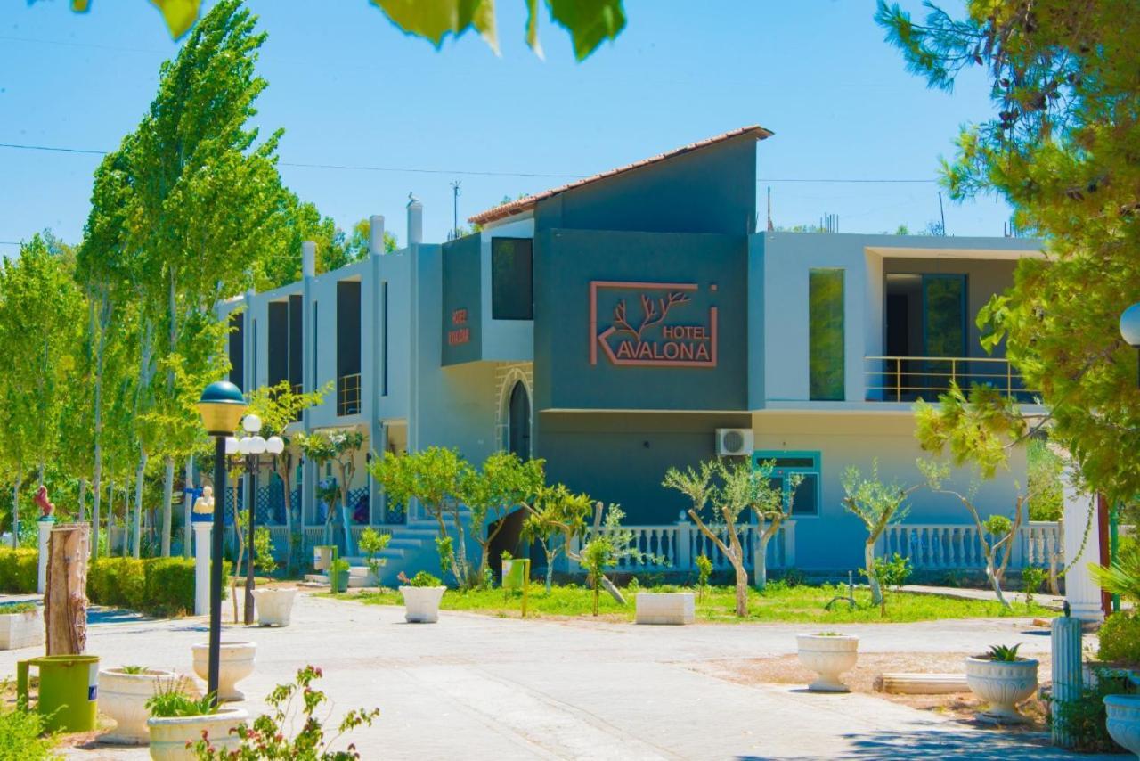 Готель Kavalona Park Вльора Екстер'єр фото